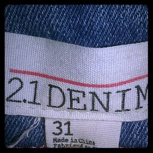 21 denim jean shorts size 31